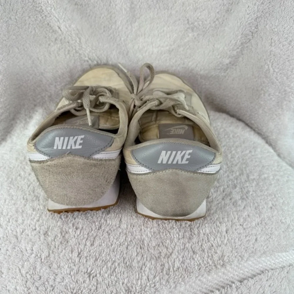 Nike Daybreak Summit Women's Sz 8 Ivory White Gum Bottom Running Sneaker Shoe‎